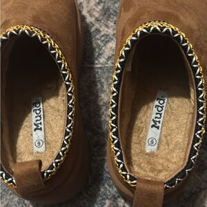 Mudd Brown Slippers with Black and Yellow Trim